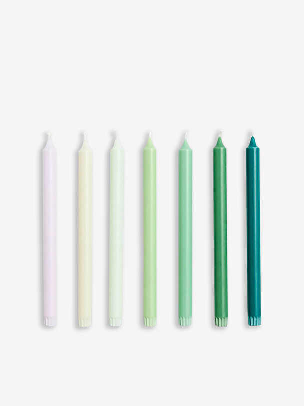 ensemble de 7 bougies vertes à vert