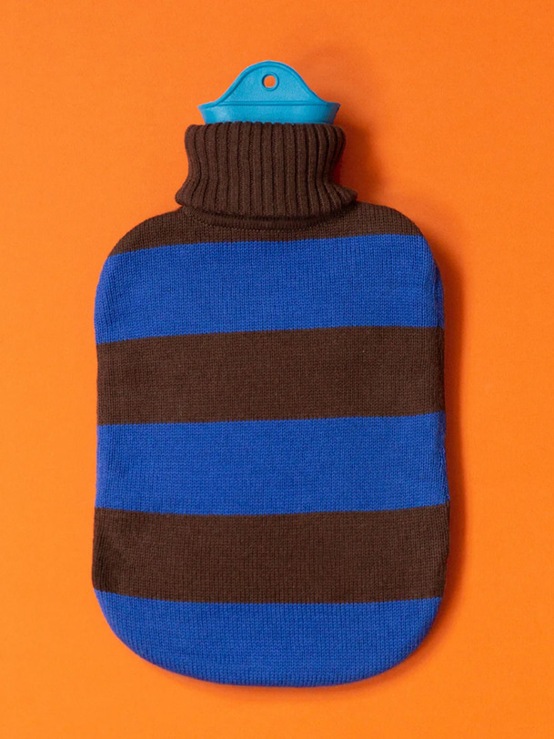 bio bouteille deau chaude de chocolat bleu bleumarron