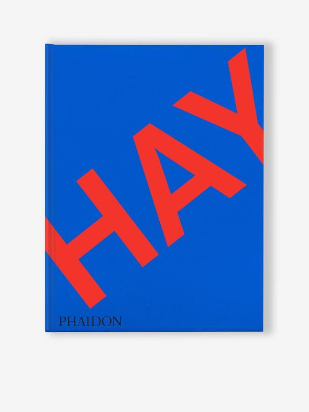 livre de foin phaidon - hay bleu