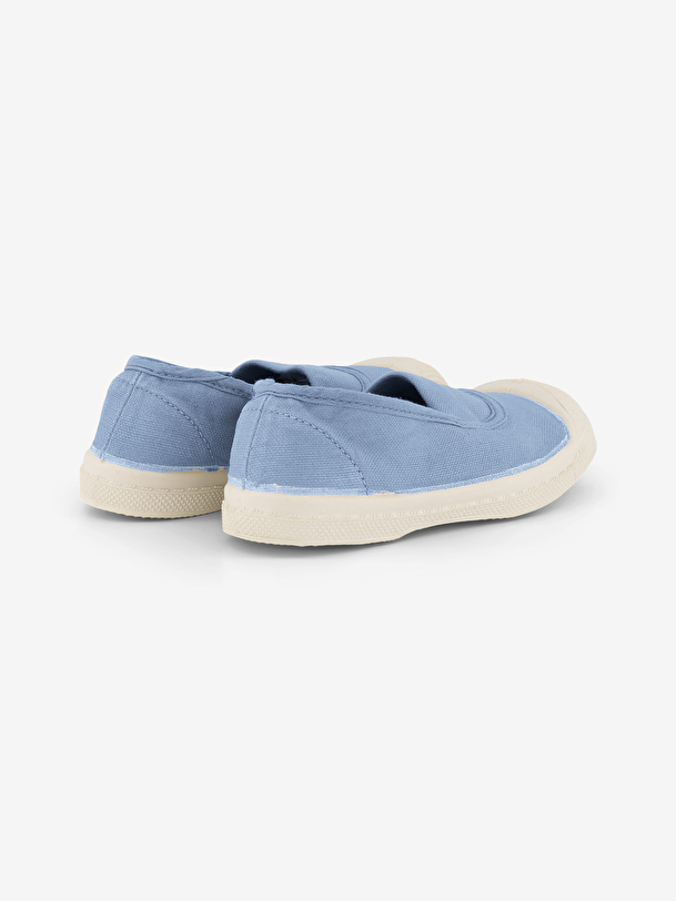 les enfants élastiques de tennis denim