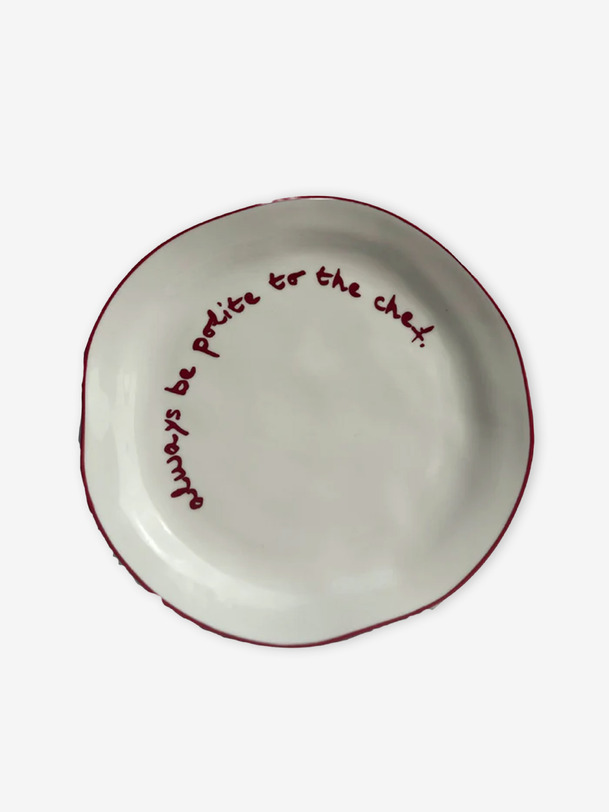 assiette être poli pour le chef de léclectique de style de vie rouge