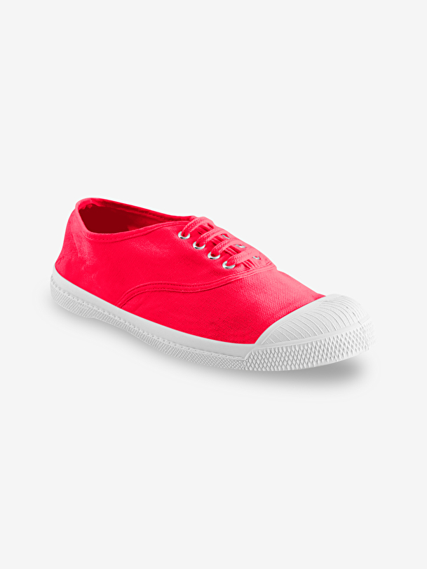 les femmes lacets tennis rose indien