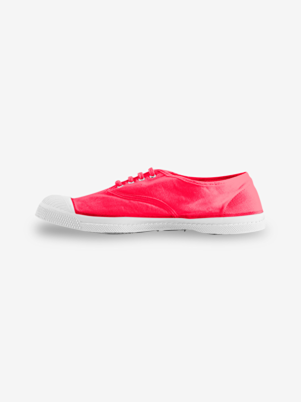les femmes lacets tennis rose indien